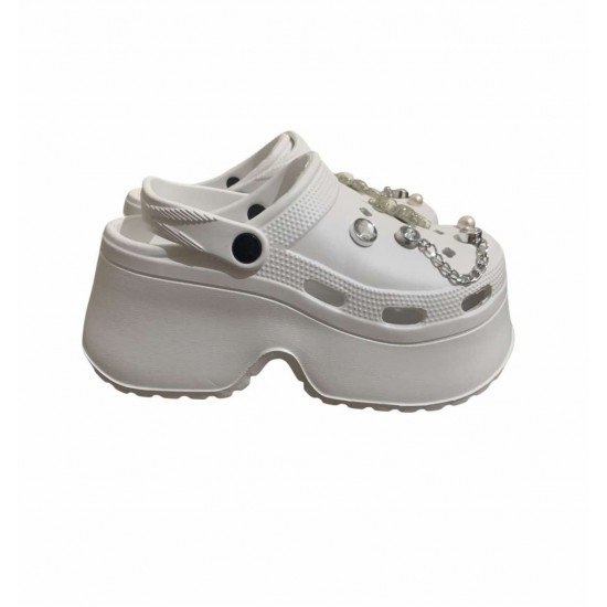 παντούφλες Crocs με διακοσμητικά απο Strass & πέτρες παντούφλες Crocs με διακοσμητικά απο Strass & πέτρες